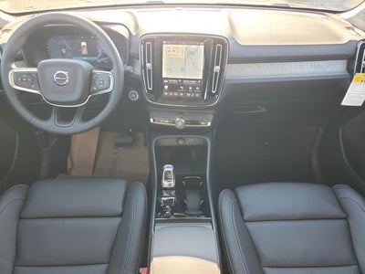 2026 Volvo XC40 B5 Plus