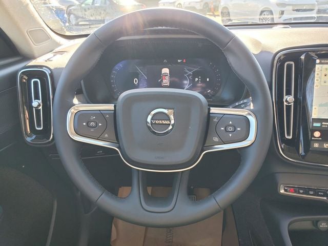 2026 Volvo XC40 B5 Plus