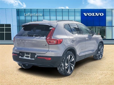 2026 Volvo XC40 B5 Plus