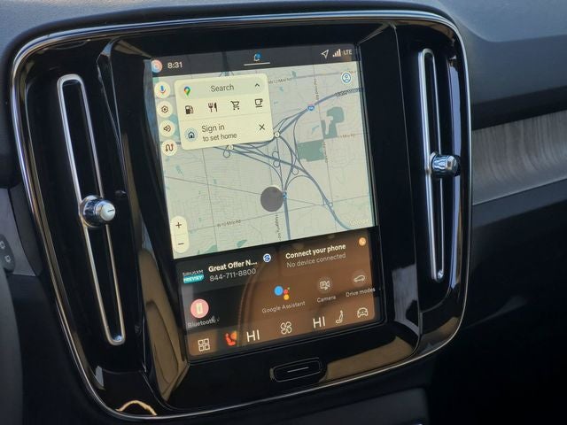 2026 Volvo XC40 B5 Plus