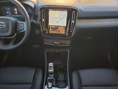 2026 Volvo XC40 B5 Plus