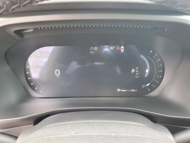 2026 Volvo XC40 B5 Ultra Black Edition