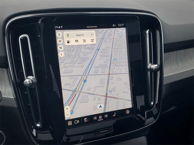 2025 Volvo XC40 B5 Core