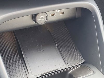 2026 Volvo XC40 B5 Core