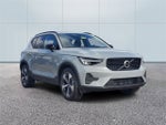 2026 Volvo XC40 B5 Core