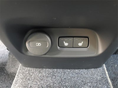 2026 Volvo XC40 B5 Core