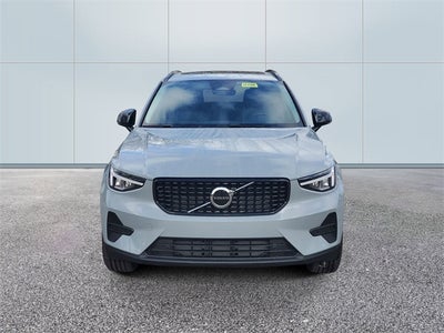 2026 Volvo XC40 B5 Core