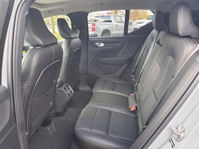 2026 Volvo XC40 B5 Core