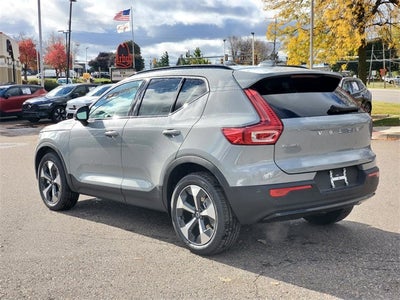 2026 Volvo XC40 B5 Core
