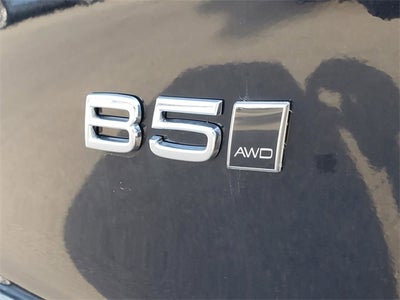 2024 Volvo XC40 B5 Plus Dark Theme
