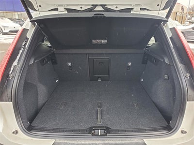 2024 Volvo XC40 Ultimate