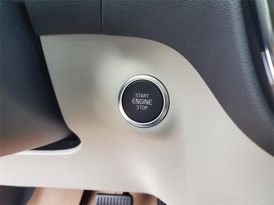 2026 Volvo XC40 B5 Ultra