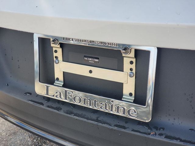 2026 Volvo XC40 B5 Ultra