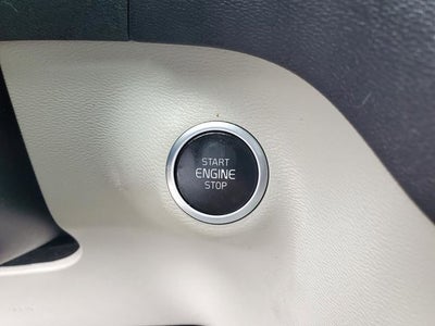 2023 Volvo XC40 B5 Plus Bright Theme