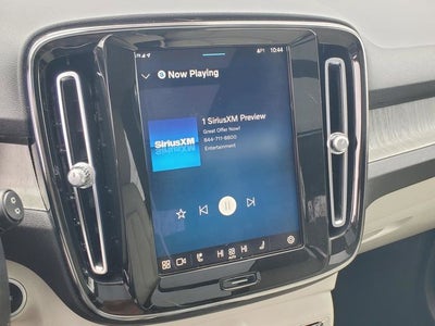 2023 Volvo XC40 B5 Plus Bright Theme