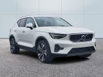 2023 Volvo XC40 B5 Plus Bright Theme
