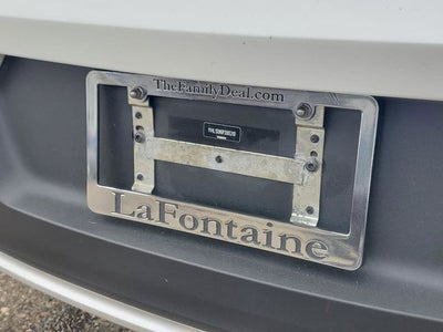 2023 Volvo XC40 B5 Plus Bright Theme