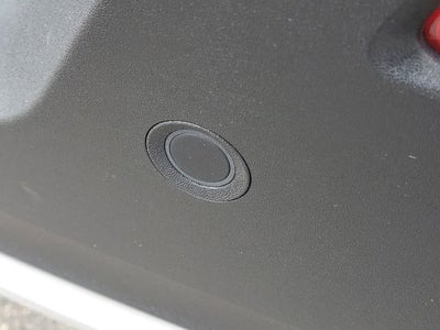 2023 Volvo XC40 B5 Plus Bright Theme