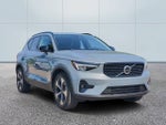 2023 Volvo XC40 B5 Plus Dark Theme