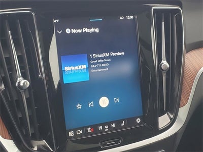 2025 Volvo V60 Cross Country B5 Plus