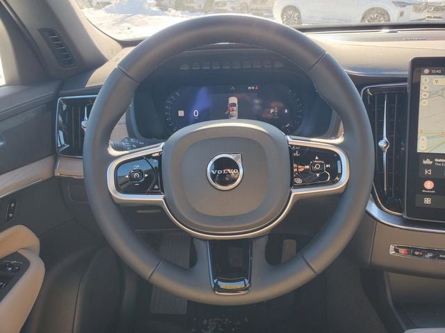 2026 Volvo XC90 B5 Plus