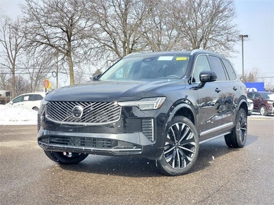 2026 Volvo XC90 B5 Plus