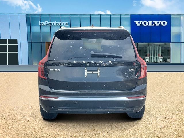 2026 Volvo XC90 B5 Plus