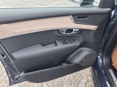 2026 Volvo XC90 B5 Core