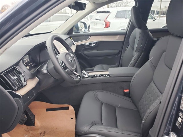 2026 Volvo XC90 B5 Core