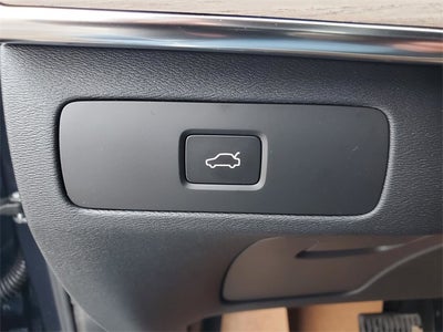 2026 Volvo XC90 B5 Core