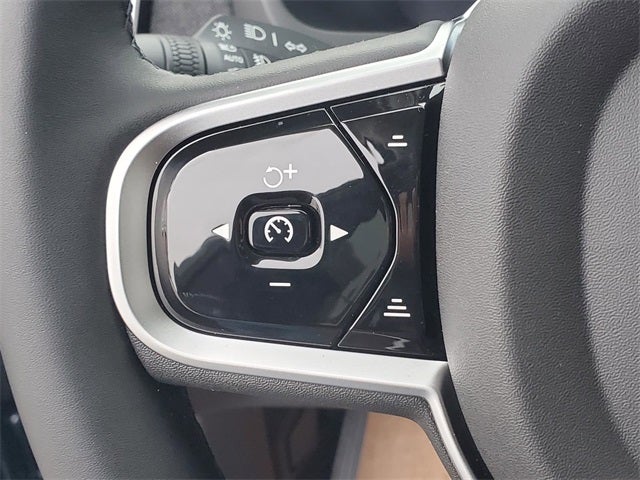 2026 Volvo XC90 B5 Core