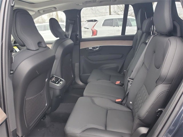 2026 Volvo XC90 B5 Core