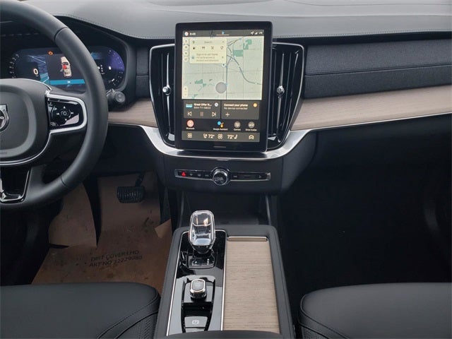 2026 Volvo XC90 B5 Core
