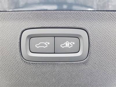 2026 Volvo XC90 B5 Core