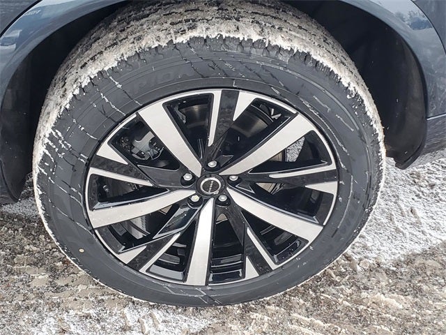 2026 Volvo XC90 B5 Core