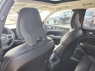 2025 Volvo XC60 B5 Plus