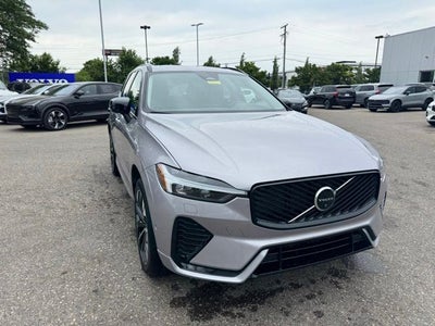 2026 Volvo XC60 B5 Plus