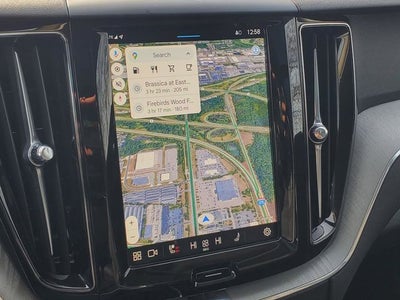 2025 Volvo XC60 B5 Plus