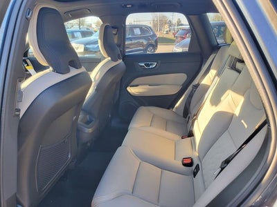 2026 Volvo XC60 B5 Plus