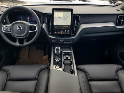 2026 Volvo XC60 B5 Ultra Black Edition