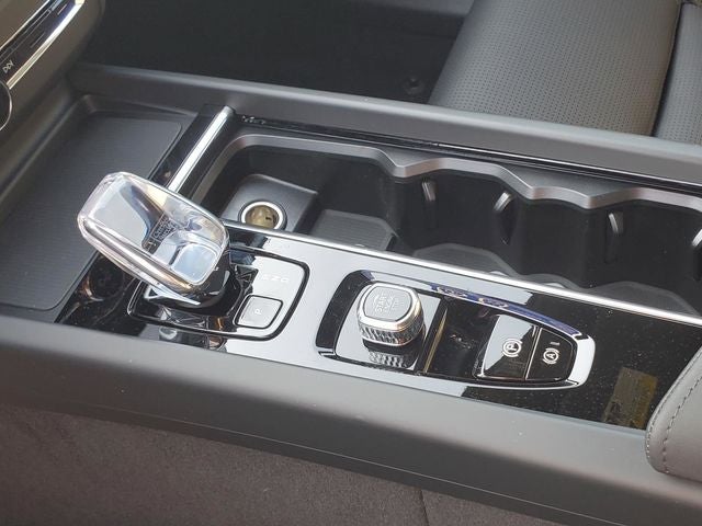 2026 Volvo XC60 Ultra - Photo 23