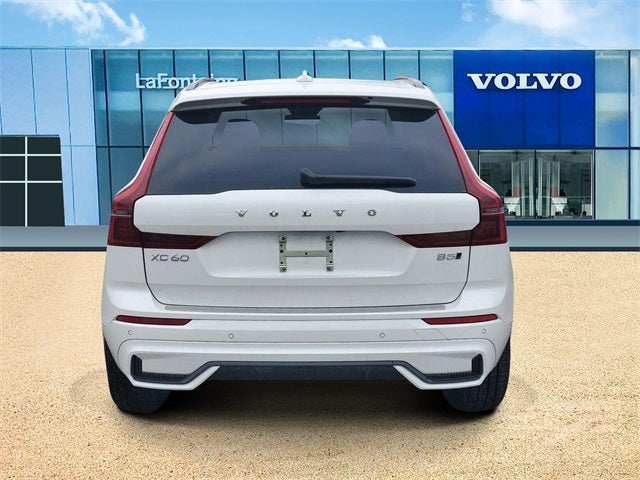 2026 Volvo XC60 B5 Ultra