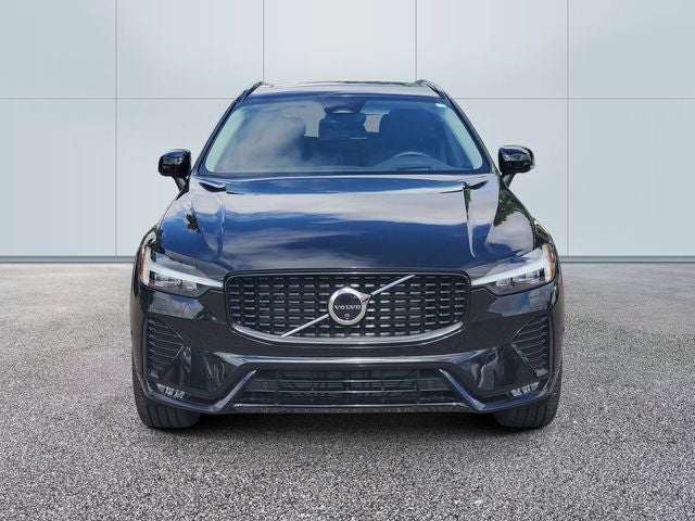 2025 Volvo XC60 B5 Ultra