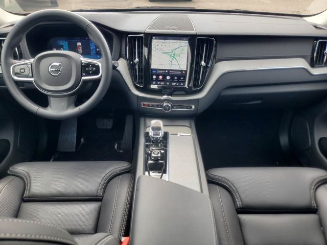 2025 Volvo XC60 B5 Ultra