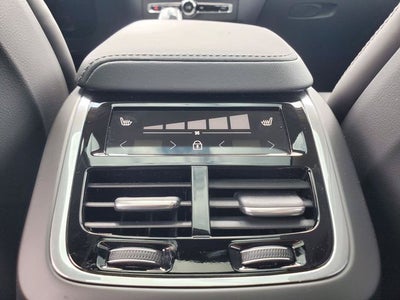 2025 Volvo XC60 B5 Ultra