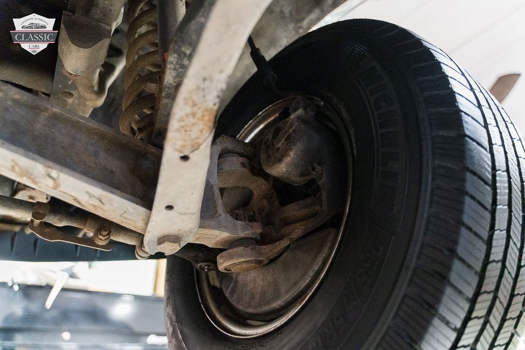 1992 Ford F-150 XLT Lariat