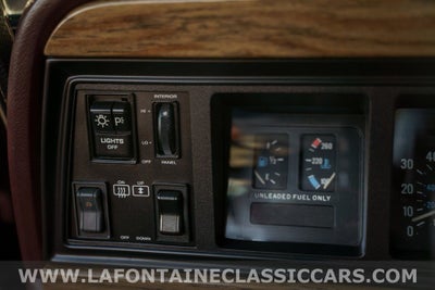 1991 Jeep Grand Wagoneer Base