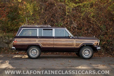 1991 Jeep Grand Wagoneer Base