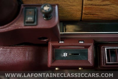 1991 Jeep Grand Wagoneer Base