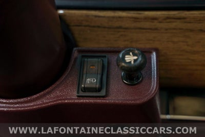 1991 Jeep Grand Wagoneer Base